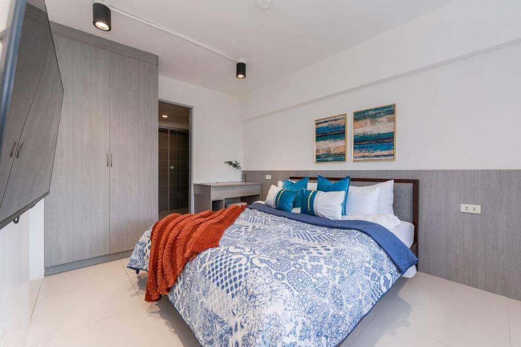 Airport Express Hostel E-527, 2 Minutes To Airport,Fast Wifi, Free Netflix Lapu-Lapu City Exterior foto